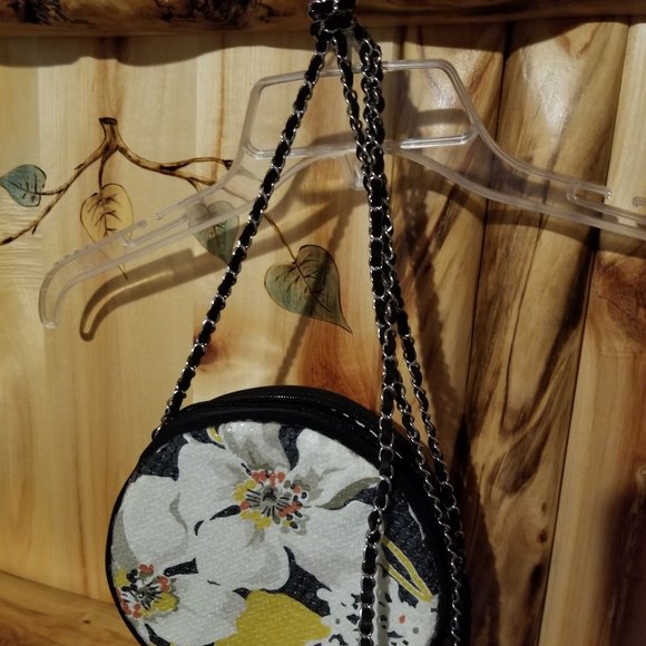Vera Bradley Round Crossbody Purse in Dogwood - Picture 1 of 4